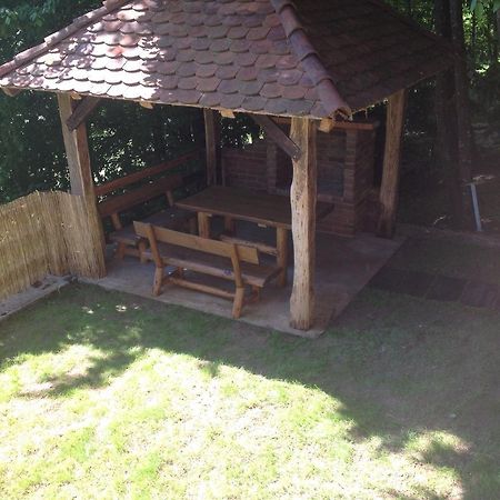 Apartment Drvena Kuca Mreznica Gornji Zvečaj Rom bilde