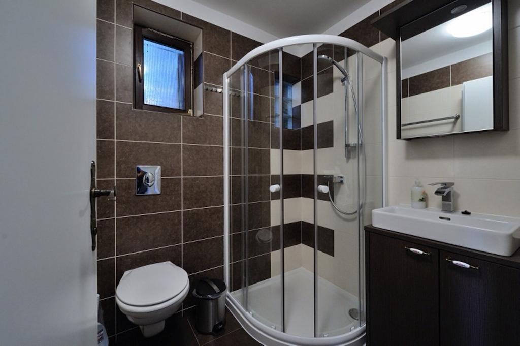 Apartment Drvena Kuca Mreznica Gornji Zvečaj Rom bilde