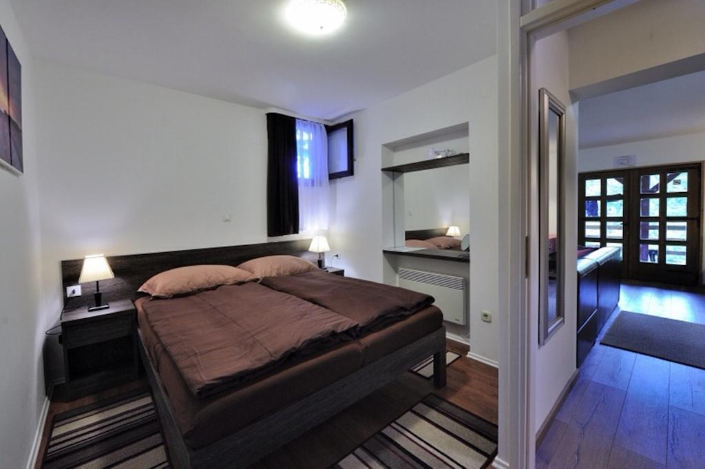Apartment Drvena Kuca Mreznica Gornji Zvečaj Rom bilde